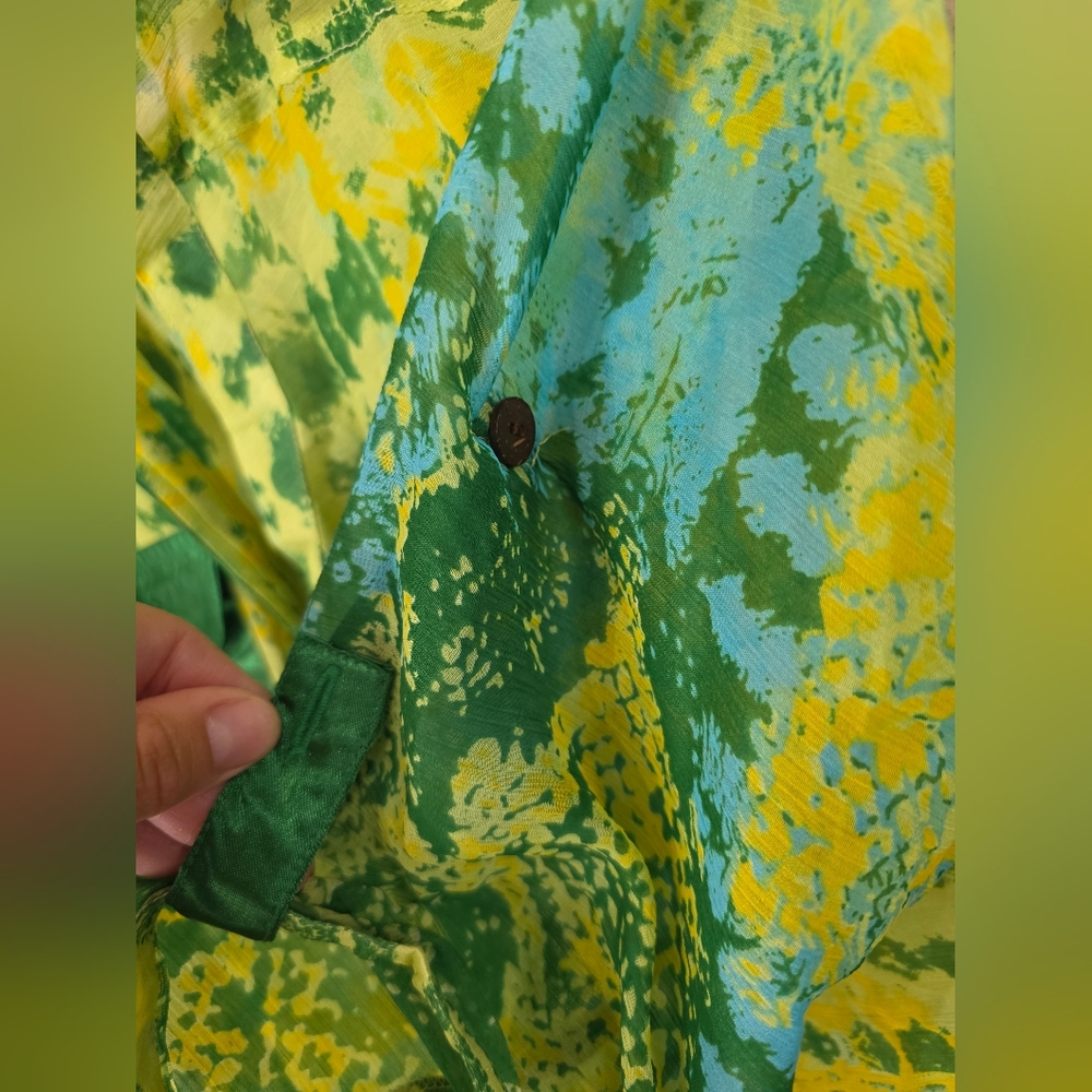 Shoreline Vibrant Green and Yellow Patterned Blouse - Picture 5 of 8